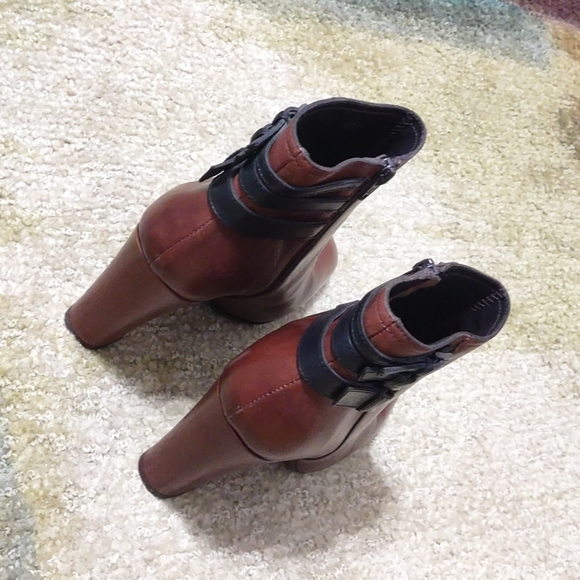Women's Leather Booties High Quality Dark Brown Ankle Boots Sz 9.5 Made in Italy - Picture 3 of 10